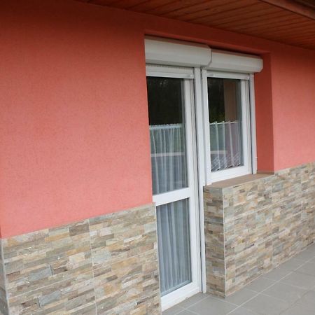 Hotel Kedvenc Vendeghaz Miszkolc Zewnętrze zdjęcie