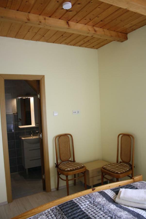 Hotel Kedvenc Vendeghaz Miszkolc Zewnętrze zdjęcie