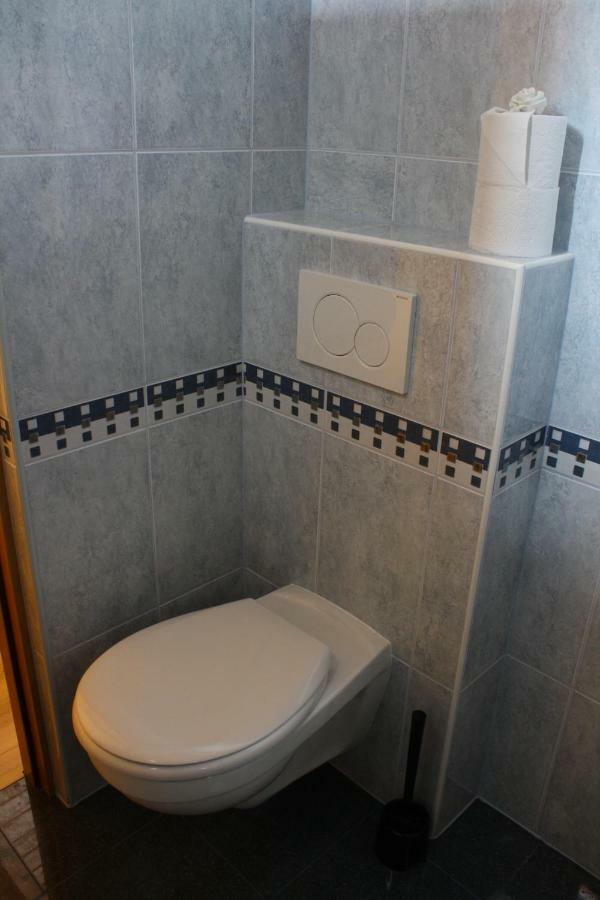 Hotel Kedvenc Vendeghaz Miszkolc Zewnętrze zdjęcie