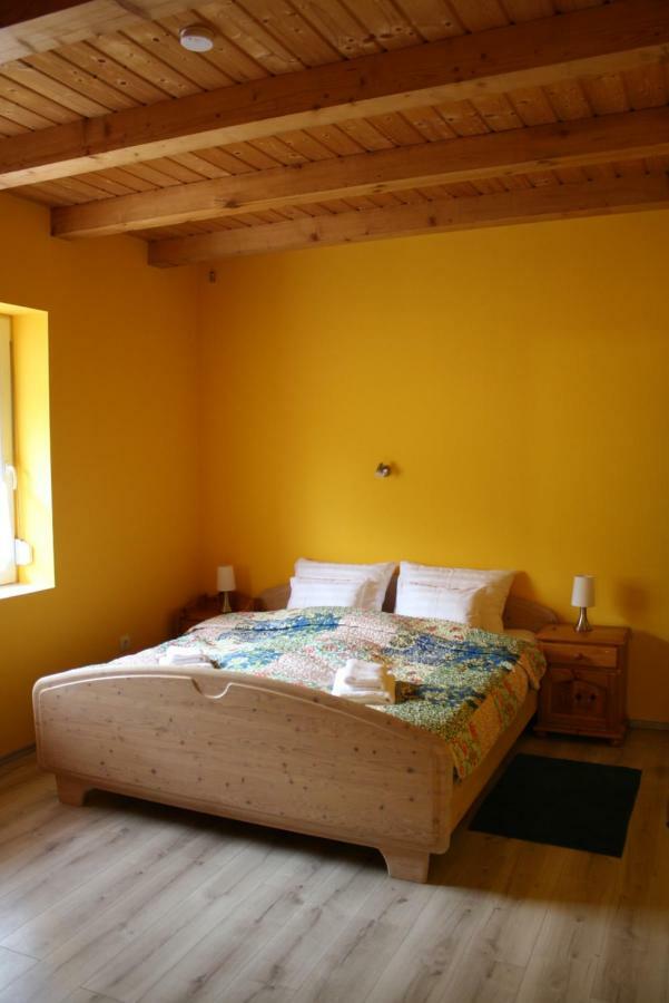 Hotel Kedvenc Vendeghaz Miszkolc Zewnętrze zdjęcie